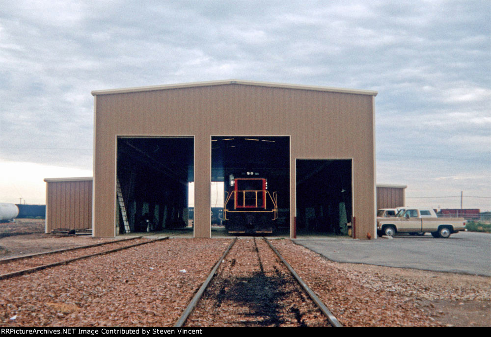 Roscoe Snyder & Pacific enginehouse